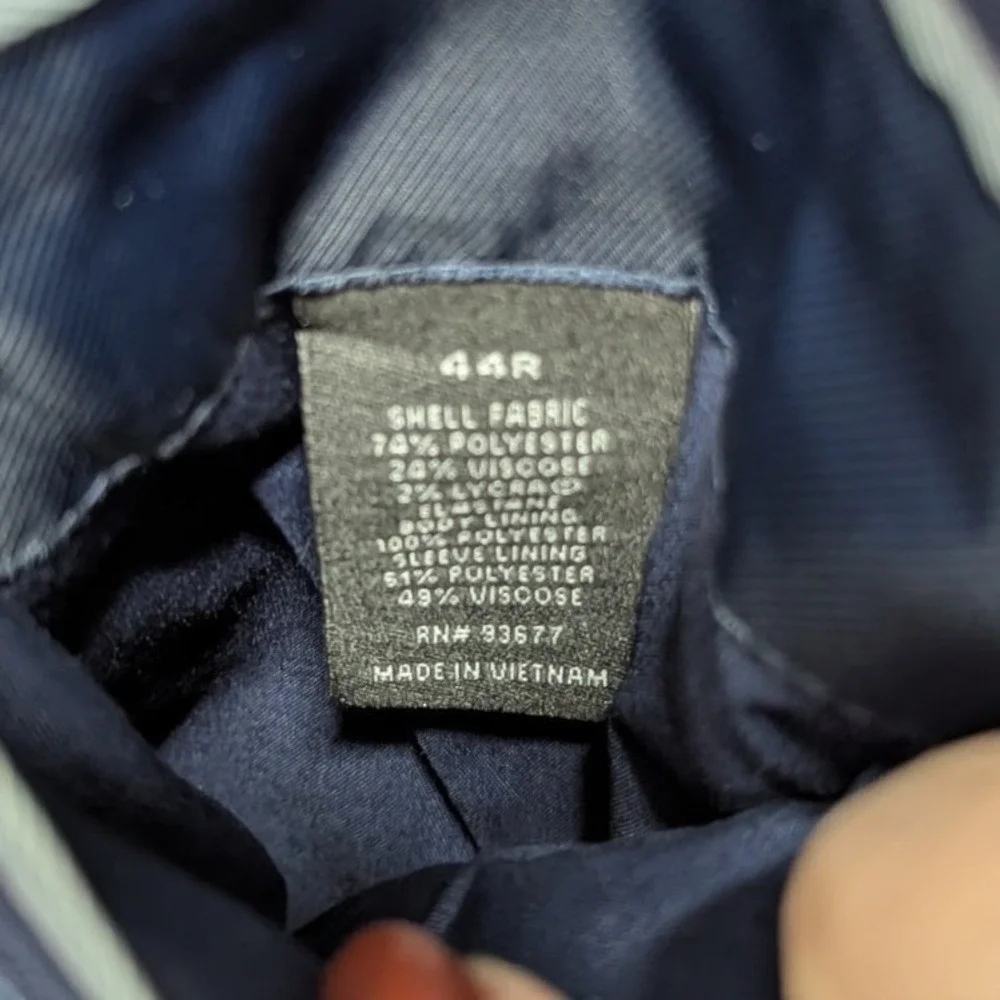 Quiet Luxury J. Ferrar Navy Stretch Slim Fit Suit 44R Business Wedding